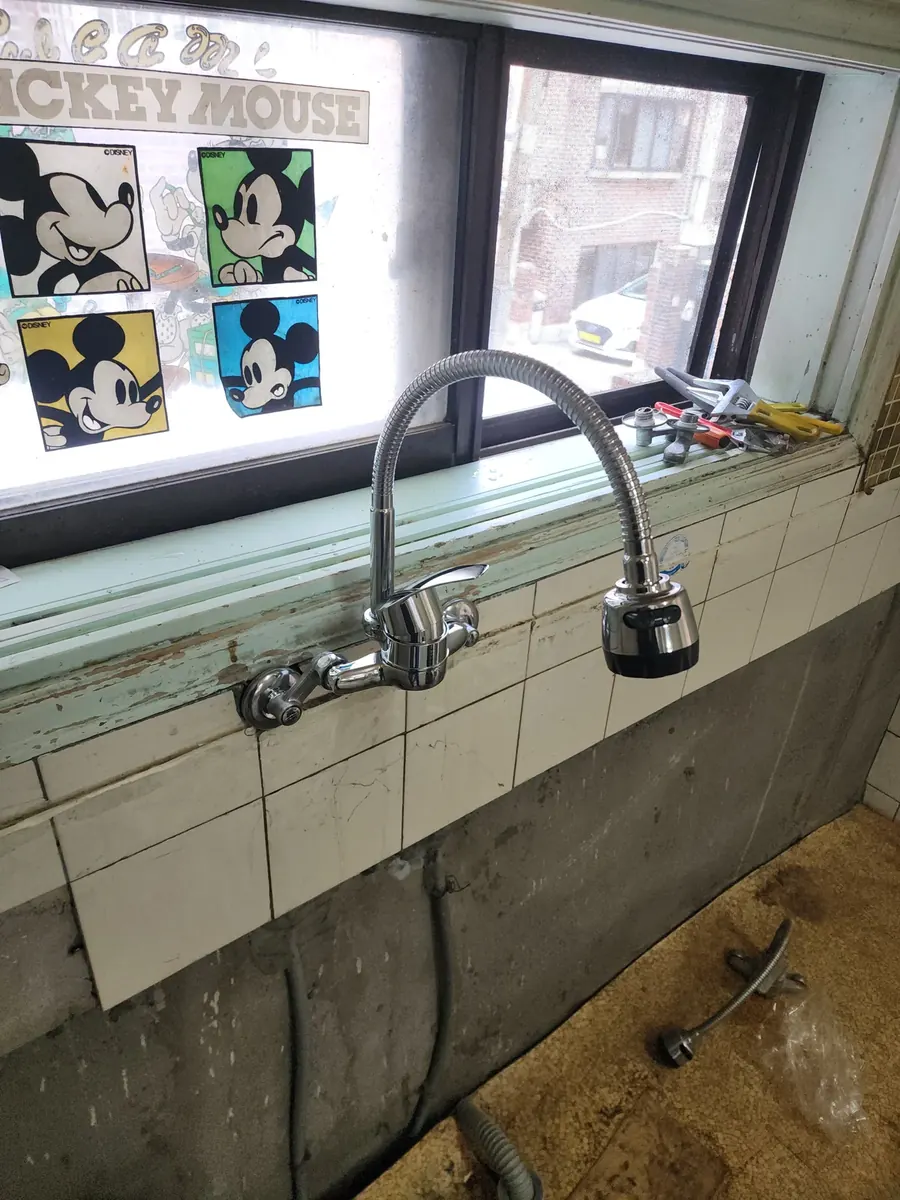 벽수전 교체 — 새 벽수전 설치